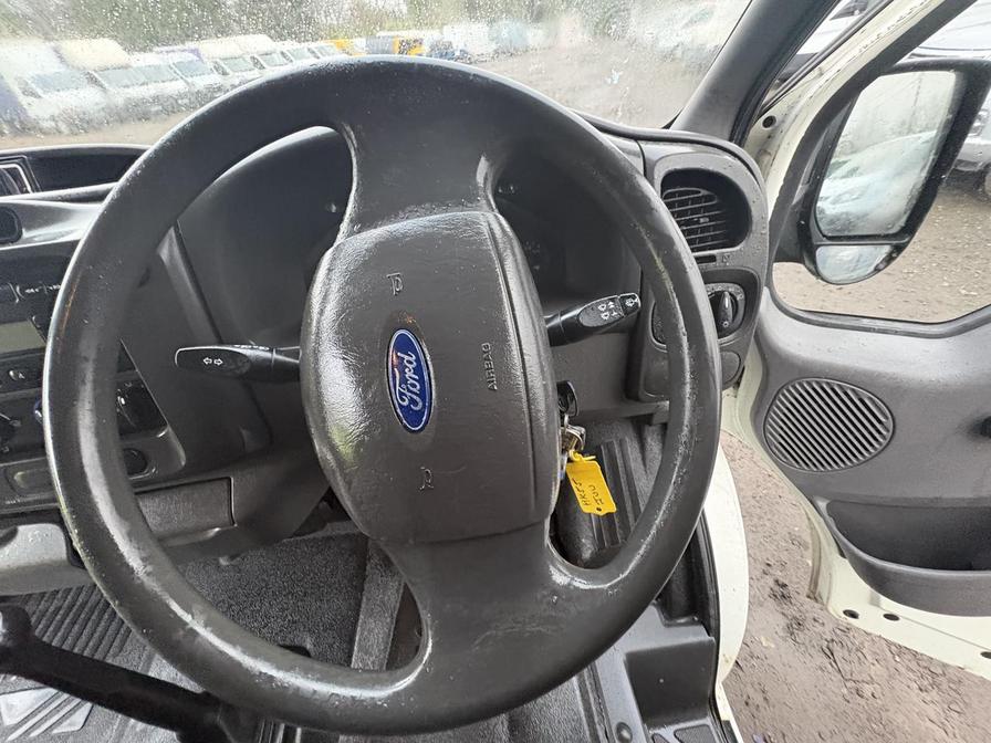 2005 Ford Transit – Model: Transit 280 SWB – HK55JUU