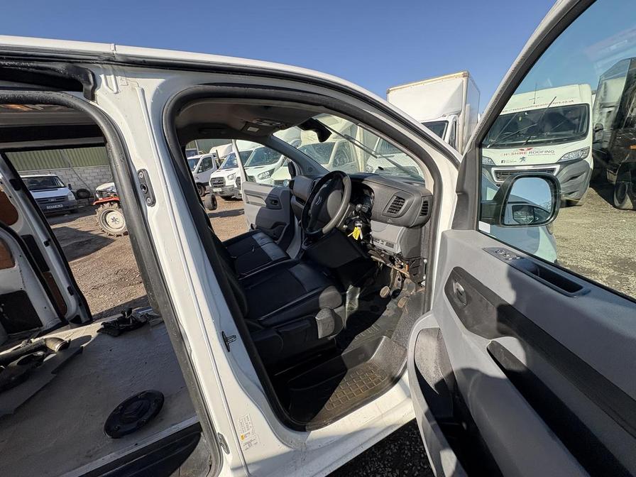 2020 Citroen Dispatch – Model: Dispatch 1400 Enterprise Blue HDi S/S – FE70CFF