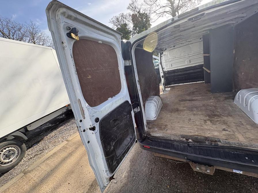 2017 Vauxhall Vivaro – Model: Vivaro  2900 CDTI – LL17YCS