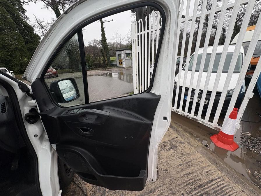 2021 Renault Trafic – Model: Trafic SL28 Business Energy dCi – SB21EKV