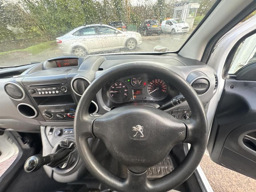 2016 Peugeot Partner – Model: Partner CRC HDi – PJ16PPK