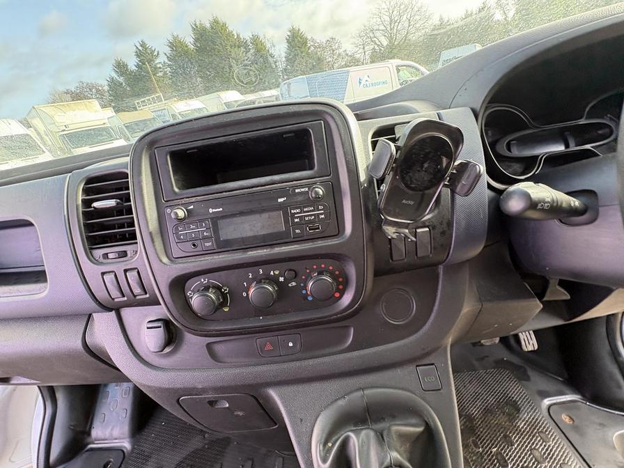 2015 Vauxhall Vivaro – Model: Vivaro  2900 CDTI – DP65XZM