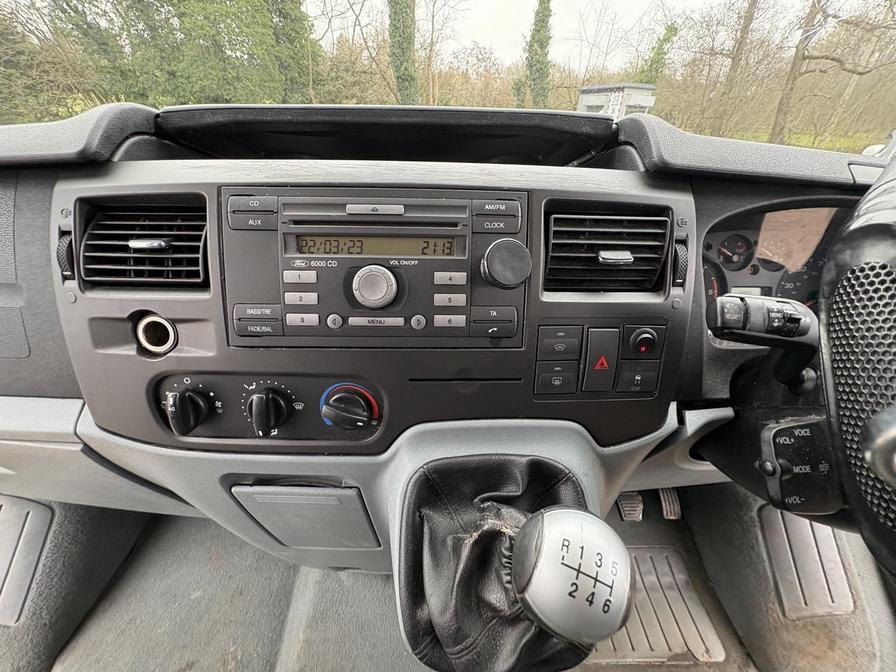 2010 Ford Tourneo – Model: Transit 115 Tourneo T280 SWB Trend – LR60HWC