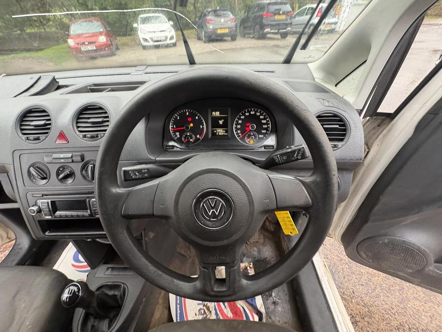 2015 Volkswagen Caddy – Model: Caddy C20 Startline TDI – GL15VGE