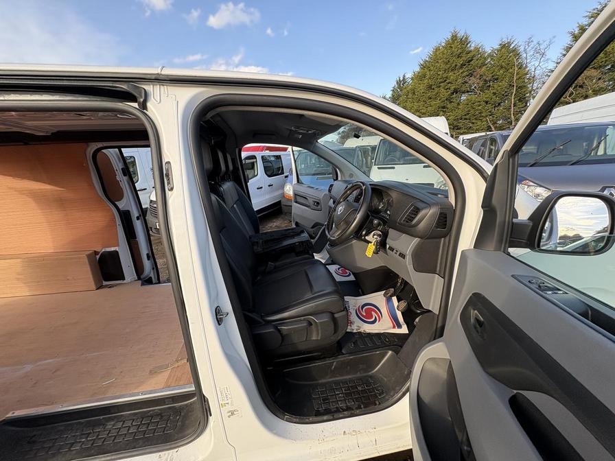 2021 Vauxhall Vivaro – Model: Vivaro 2900 Edition S/S – PK71OTP