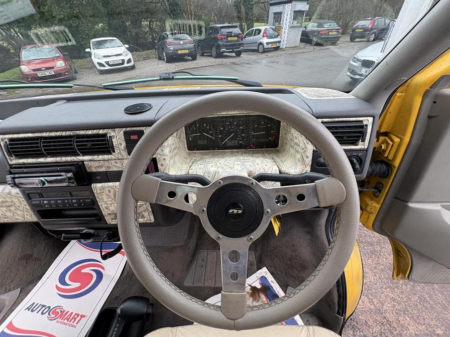 1997 Volkswagen Caravelle – Model: Caravelle Auto SWB – R639PBW