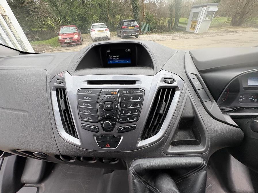 2017 Ford Transit Custom – Model: Transit Custom 270 Limited – YM67BSO