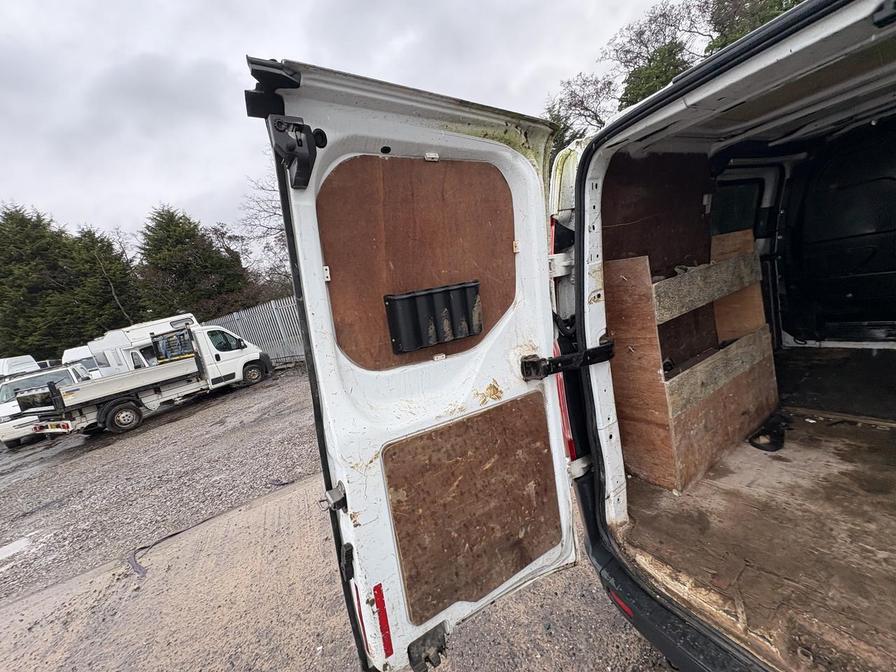 2014 Ford Transit Custom – Model: Transit Custom 290 E-Tech – HN14RKO