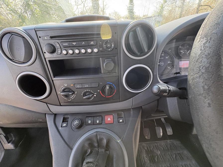 2015 Citroen Berlingo – Model: Berlingo 625 Enterprise HDi – AP64FWT