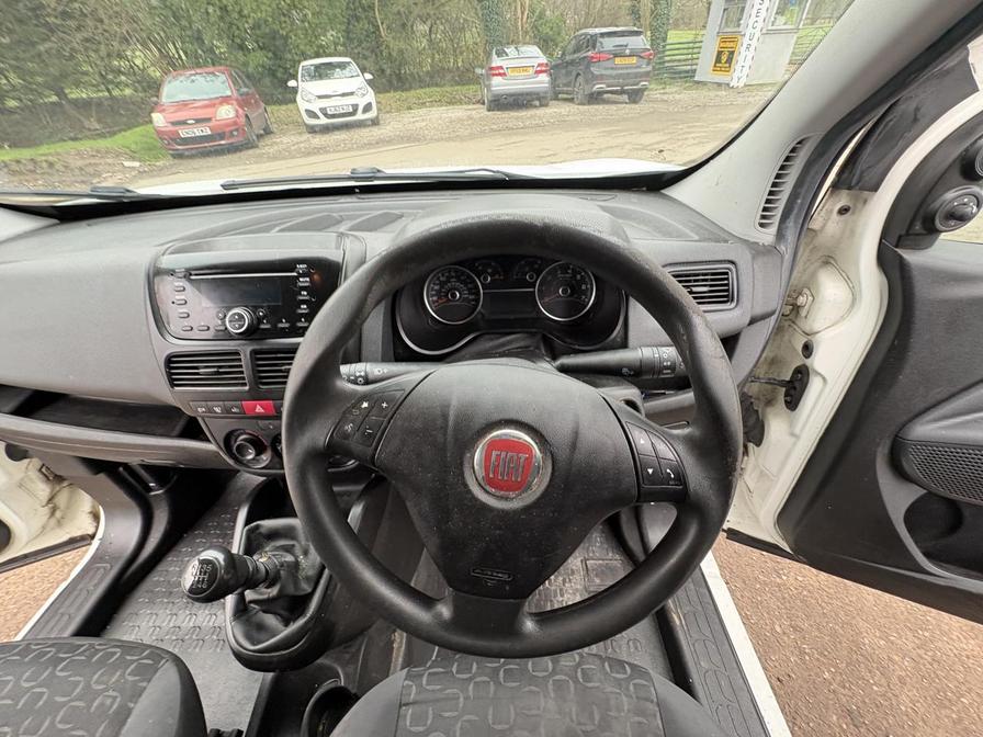 2017 Fiat Doblo Cargo – Model: Doblo 16v SX XL MultiJet II – WN17UMM