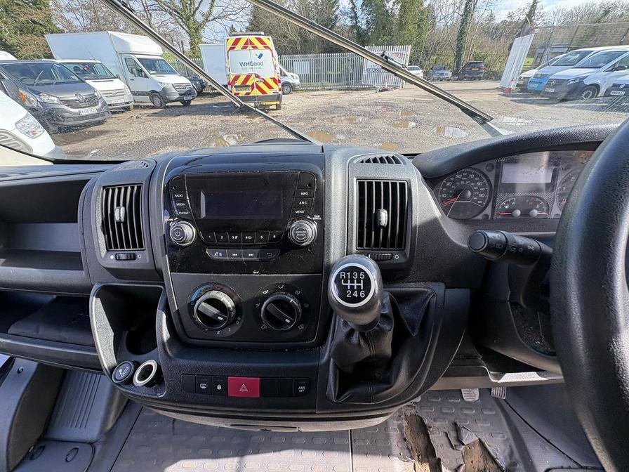 2014 Citroen Relay – Model: Relay 35 L3H2 Enterprise e-HDi – KS14UYE