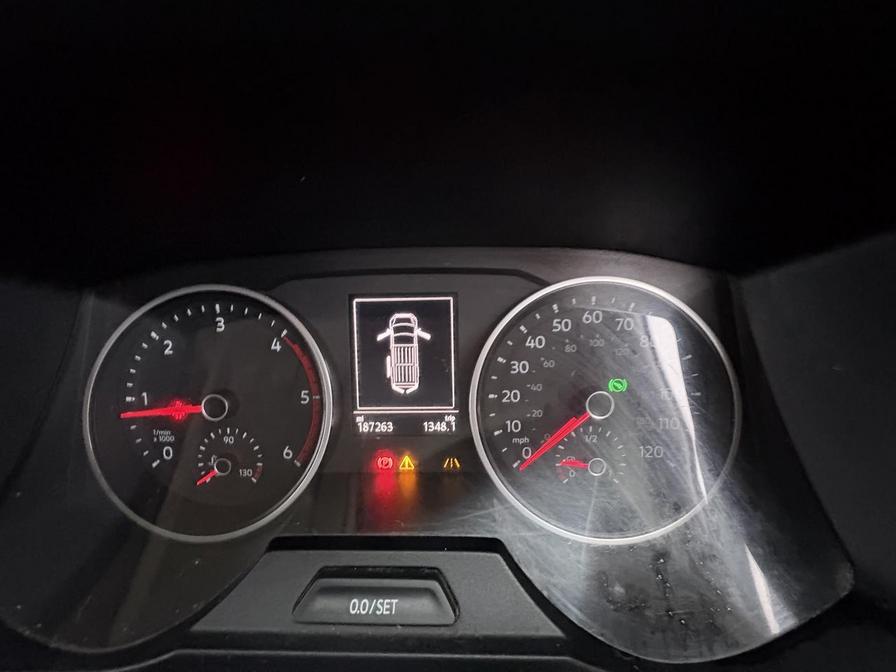 2018 Volkswagen Crafter – Model: Crafter CR50 Highline TDI Auto – LM68KWH