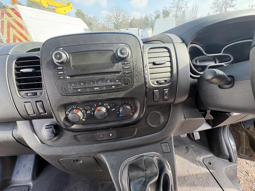 2018 Vauxhall Vivaro – Model: Vivaro  2700 Sportive CDTI – ML68RKJ