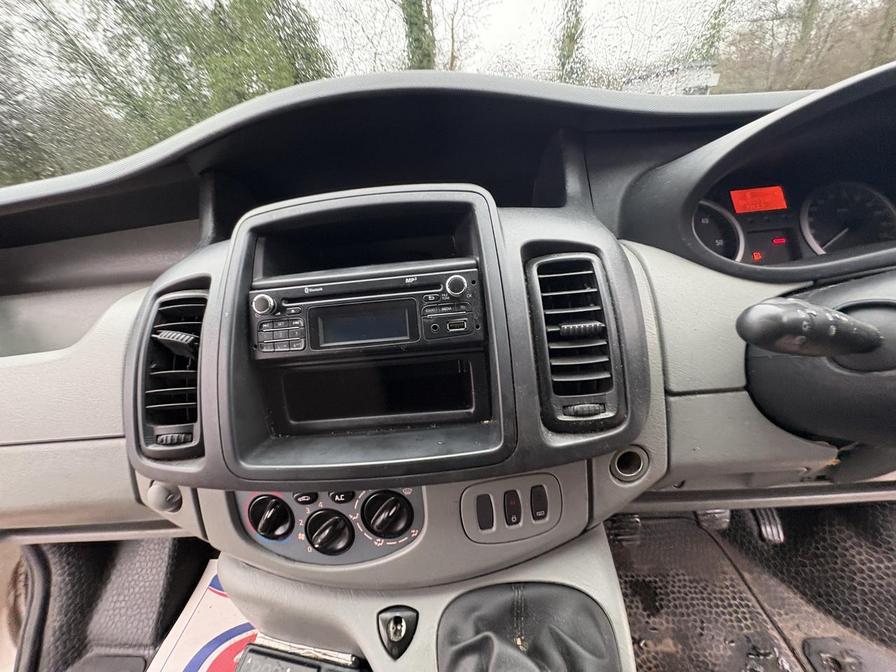 2014 Vauxhall Vivaro – Model: Vivaro  2900 CDTI LWB – DY64OZP