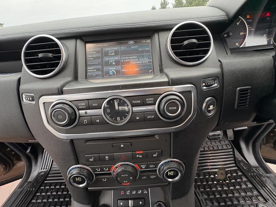 2011 Land Rover Discovery – Model: Discovery SDV6 Auto 255 – WR61LVV/V2MOF