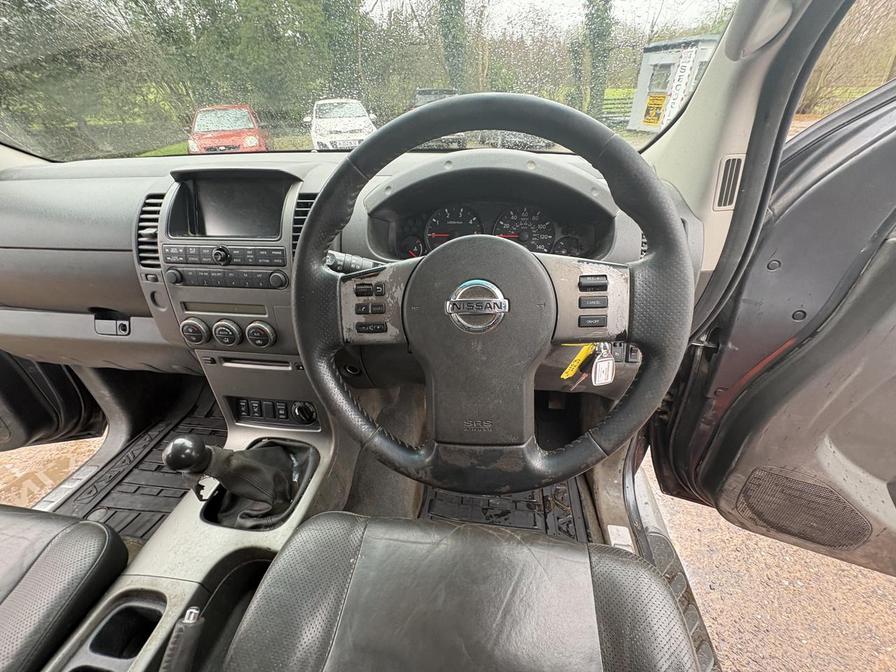 2009 Nissan Navara – Model: Navara Aventura Double Cab dCi – DN58HZW