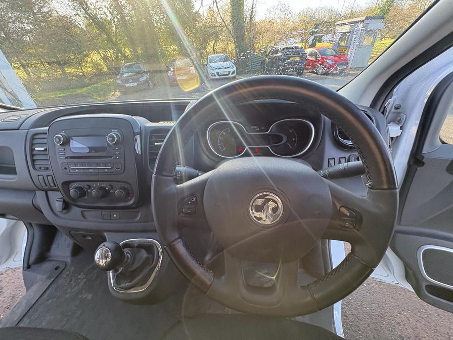 2018 Vauxhall Vivaro – Model: Vivaro  2900 Sportive CDTi – DV18SJO