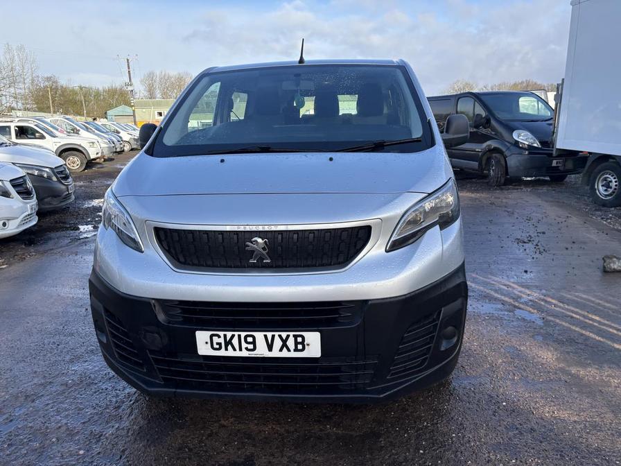 2019 Peugeot Expert – Model: Expert Combi Blue HDi S/S – GK19VXB