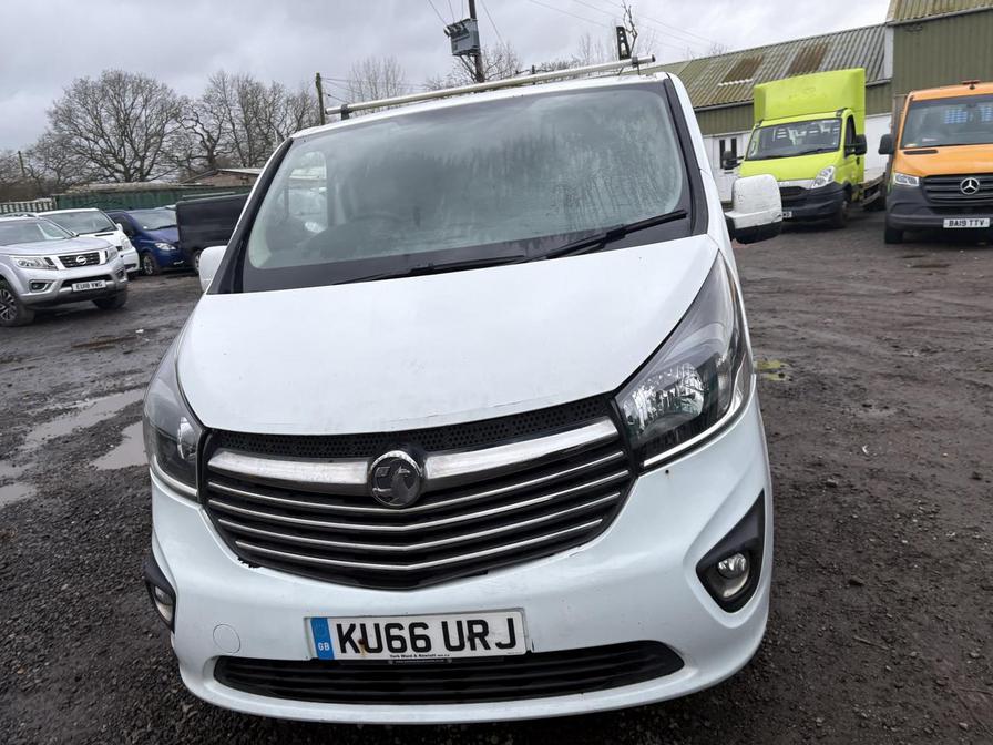 2017 Vauxhall Vivaro – Model: Vivaro  2700 Sportive CDTI – KU66URJ