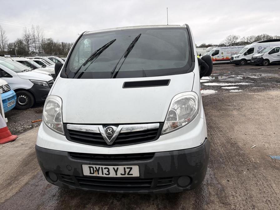 2013 Vauxhall Vivaro – Model: Vivaro  2900 CDTI LWB – DY13YJZ
