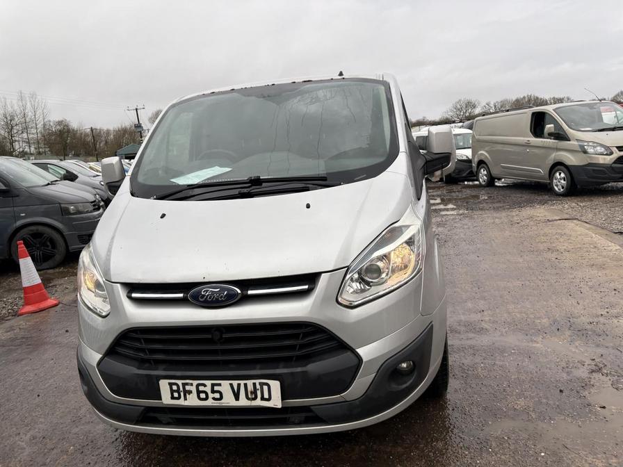 2015 Ford Transit Custom – Model: Transit Custom 270 Limited E-Tech – BF65VUD