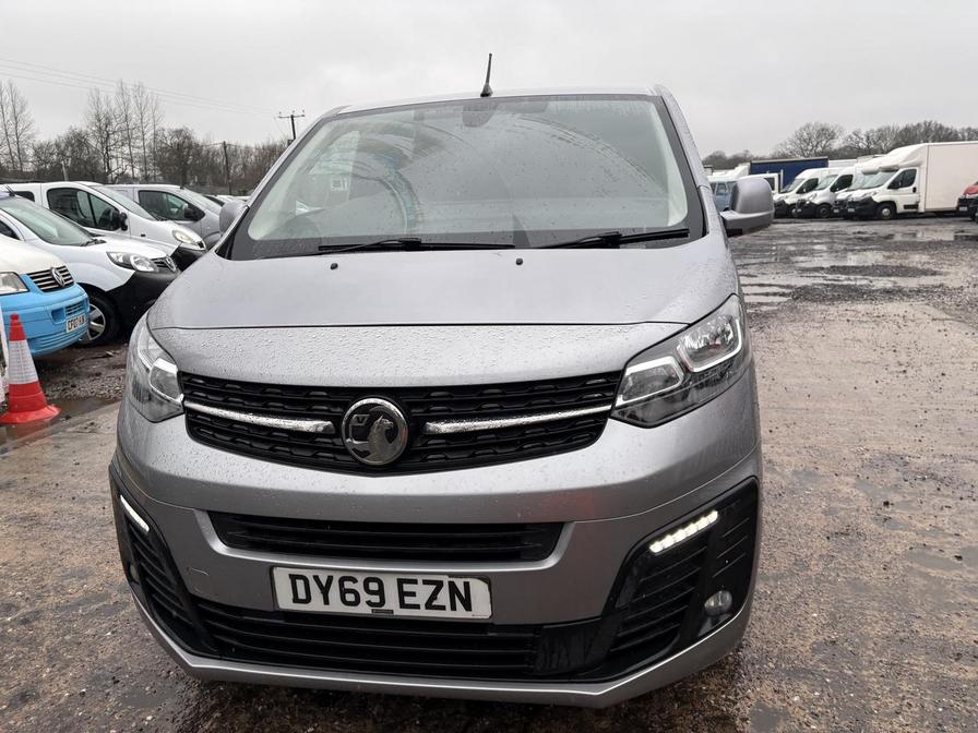 2019 Vauxhall Vivaro – Model: Vivaro 2900 Sportive S/S – DY69EZN