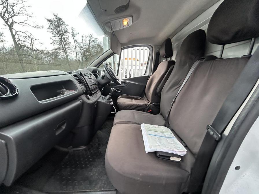 2018 Vauxhall Vivaro – Model: Vivaro  2900 Sportive CDTi – DT18EWL