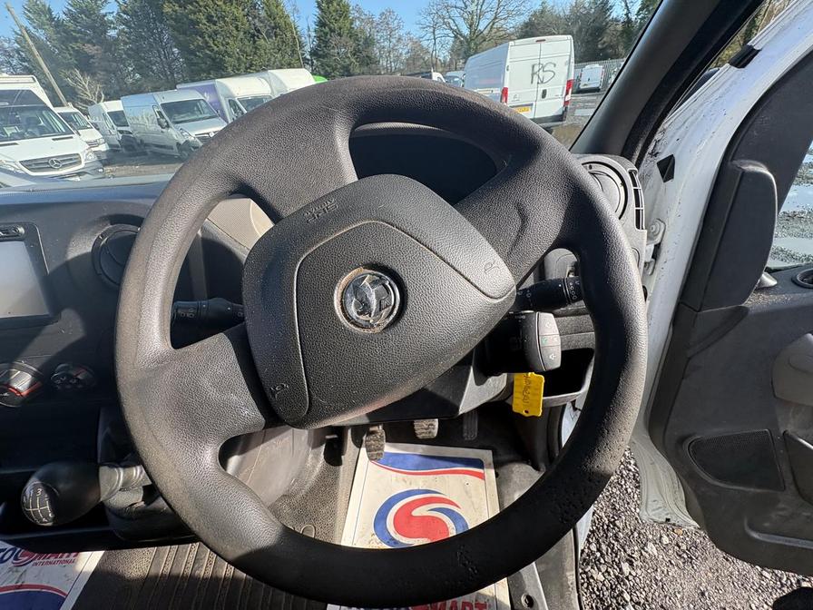 2016 Vauxhall Movano – Model: Movano F3500 L3H3 CDTI – WD16ZRU