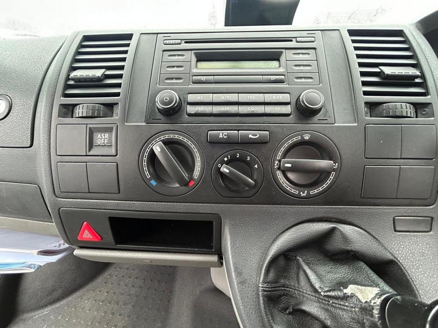 2007 Volkswagen Transporter – Model: Transporter T30 102 TDI LWB – RO57WFZ