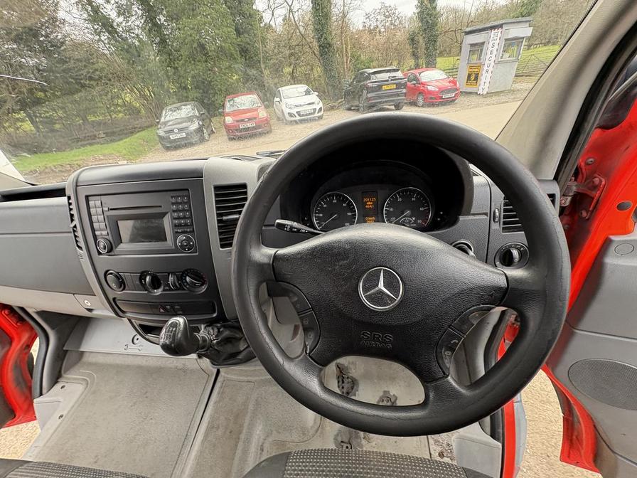 2012 Mercedes-Benz Sprinter – Model: Sprinter 313 CDi – NA62OWB