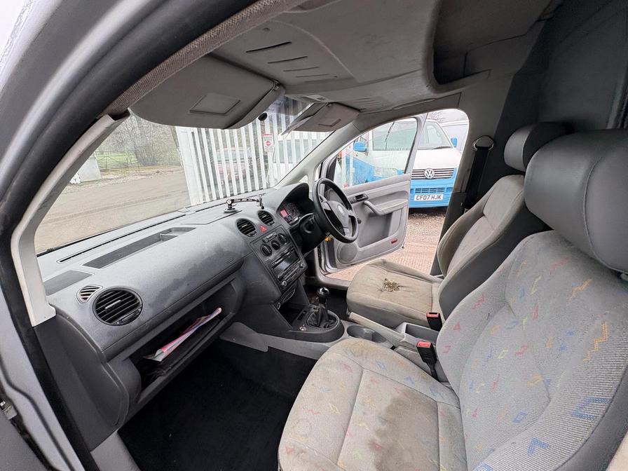 2010 Volkswagen Caddy MaxI – Model: Caddy Maxi C20 TDI 104 – VO10RLZ