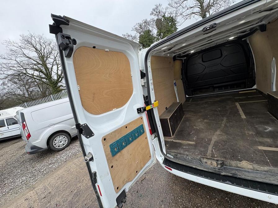 2021 Ford Transit Custom – Model: Transit Custom 300 Limited EcoBlue – VO21ZHM