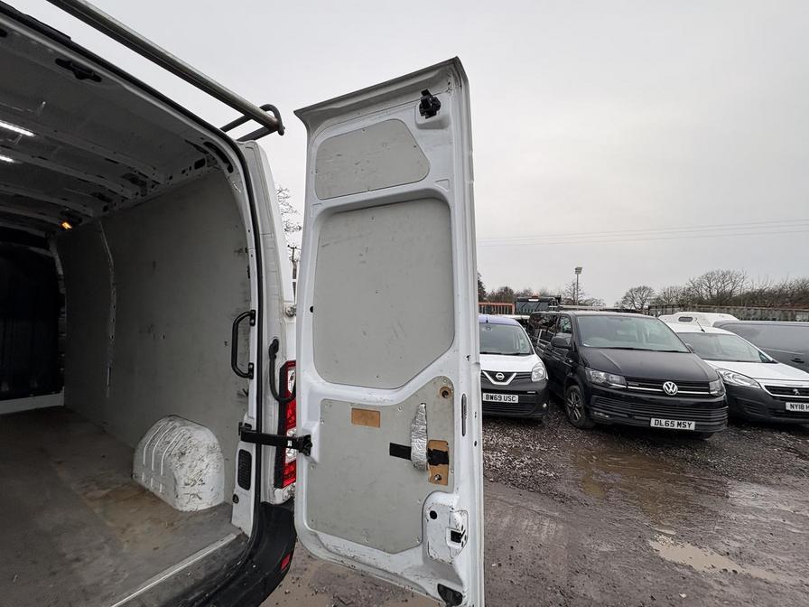 2020 Renault Master – Model: Master 35 LWB – LT20AZC