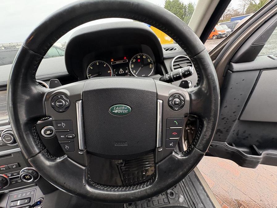 2011 Land Rover Discovery – Model: Discovery SDV6 Auto 255 – WR61LVV/V2MOF