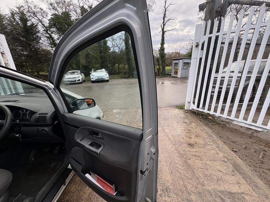 2003 Volkswagen Sharan – Model: Sharan SL TDI Auto – WA03RYU