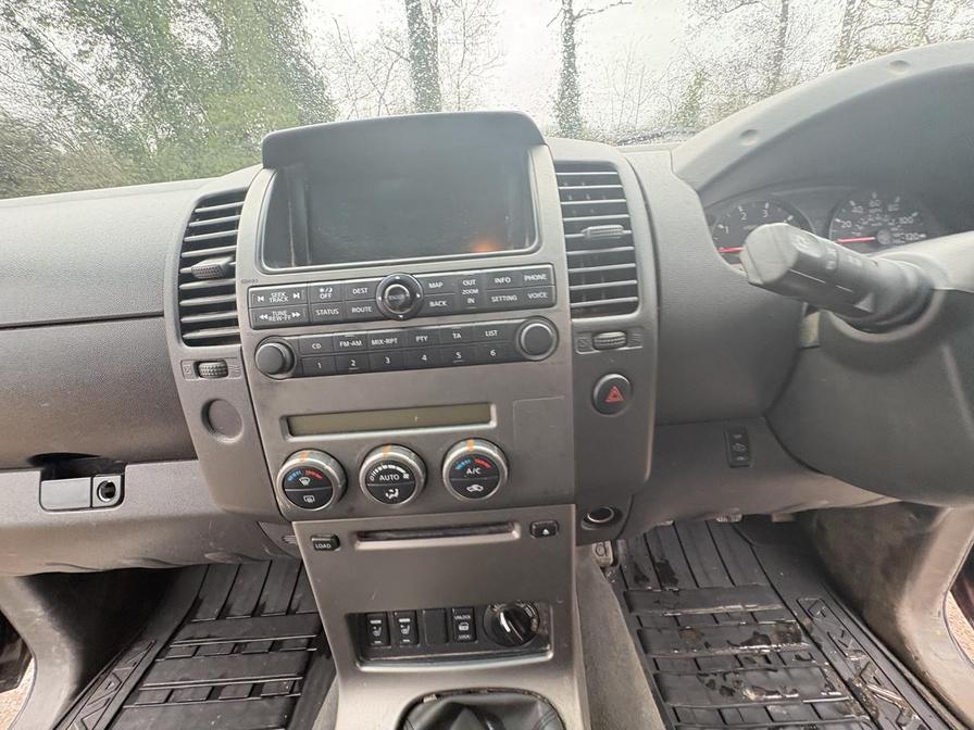 2009 Nissan Navara – Model: Navara Aventura Double Cab dCi – DN58HZW