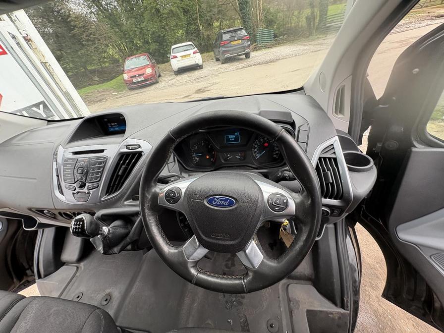 2017 Ford Transit Custom – Model: Transit Custom 270 Limited – YM67BSO