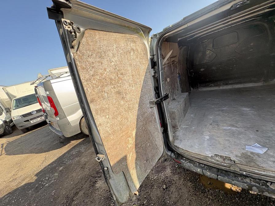 2014 Ford Transit Custom – Model: Transit Custom 270 E-Tech – RJ14OZD