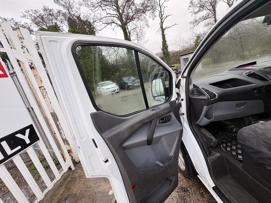 2014 Ford Transit Custom – Model: Transit Custom 290 E-Tech – HN14RKO