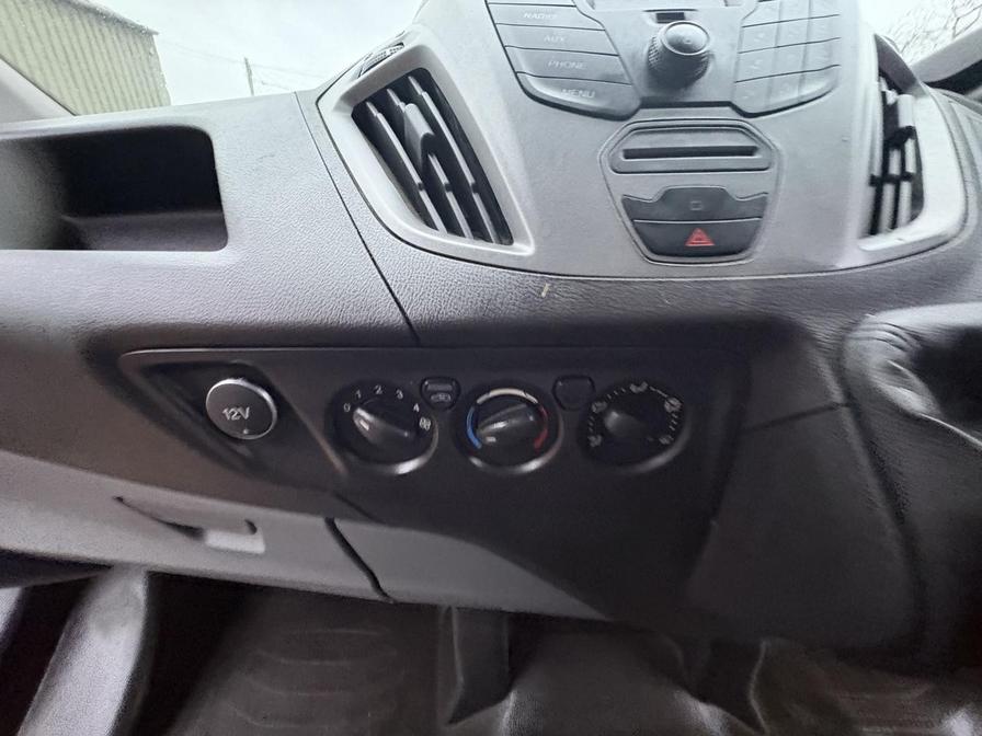 2018 Ford Transit Custom – Model: Transit Custom 270 – WN18NYV