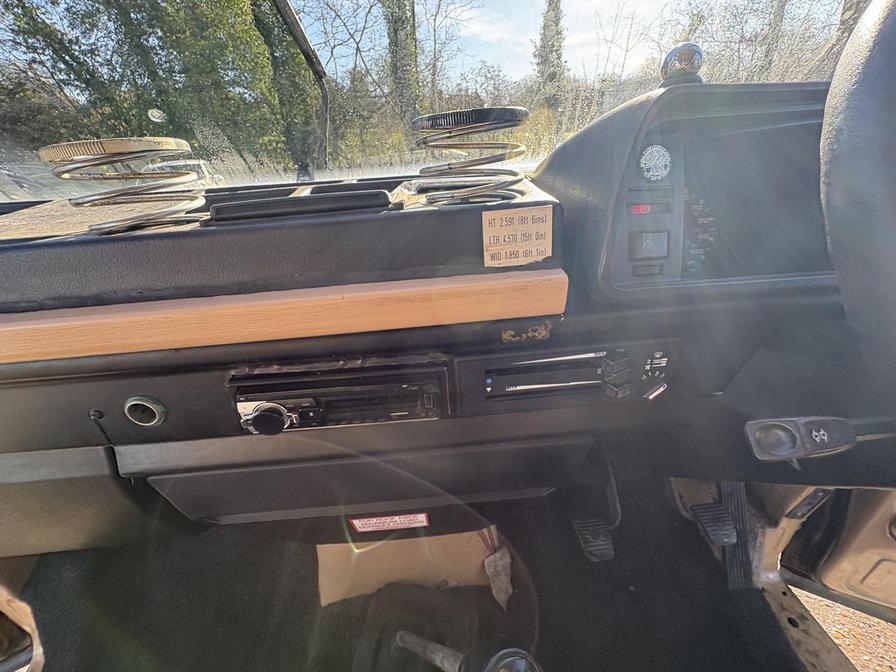 1990   – Model:  – G114TFT