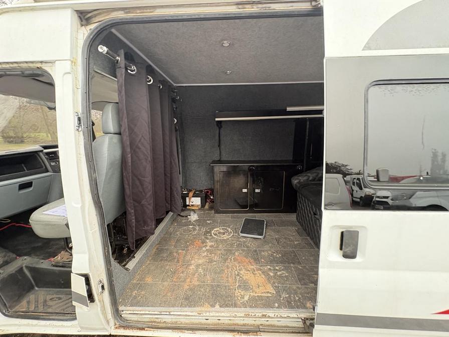 2009 Ford Transit – Model: Transit 85 T280 MWB FWD – BJ59XFX