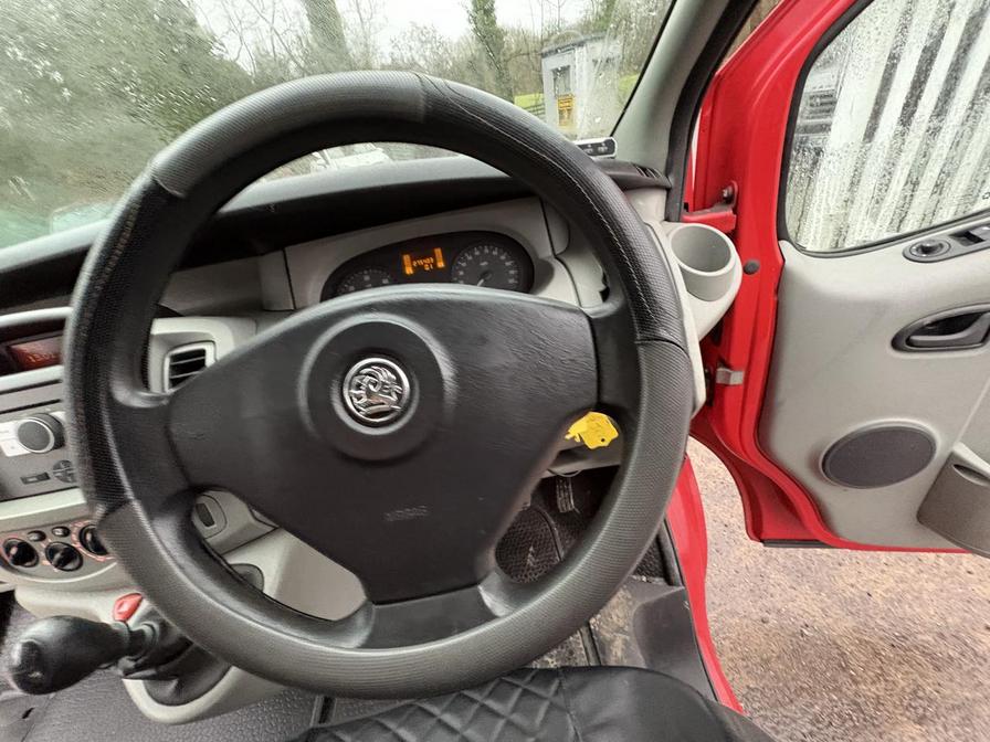 2007 Vauxhall Vivaro – Model: Vivaro  2900 CDTI LWB – FH57JRV