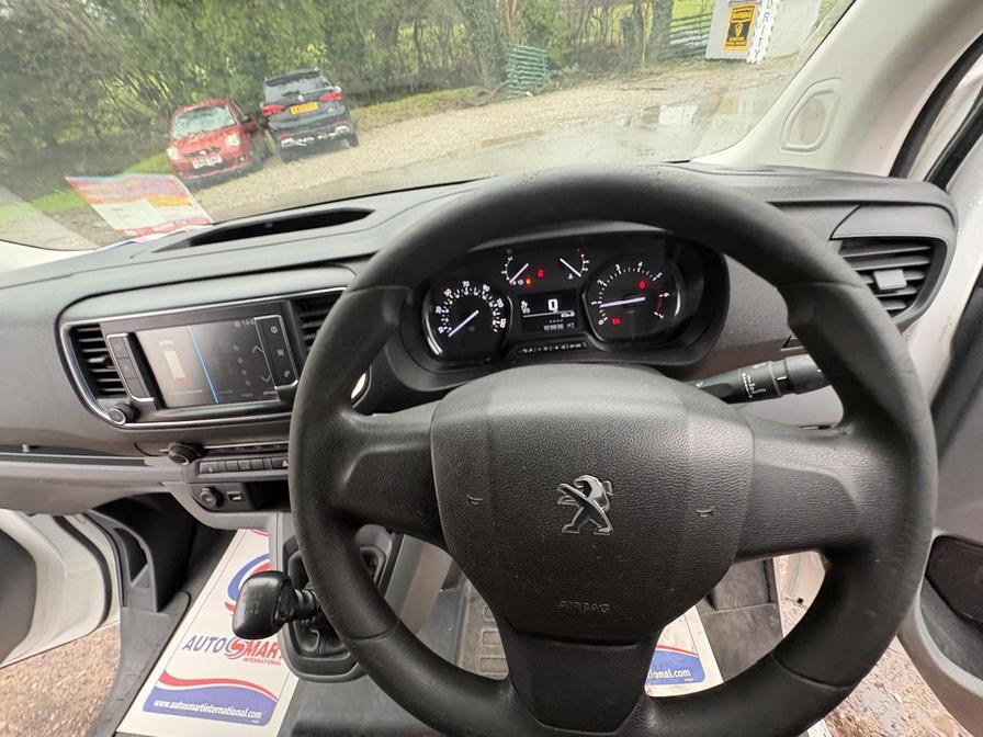 2017 Peugeot Expert – Model: Expert Professional Long Blue HDi – KU67VZZ