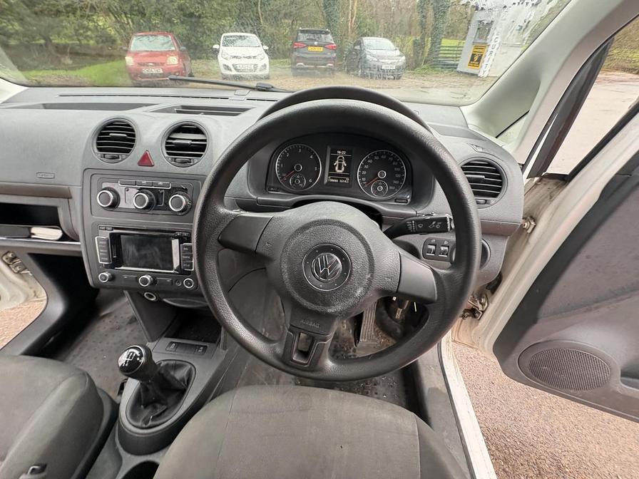 2014 Volkswagen Caddy MaxI – Model: Caddy Maxi C20 Startline TDI BlueMotion Technology – BJ14NCV