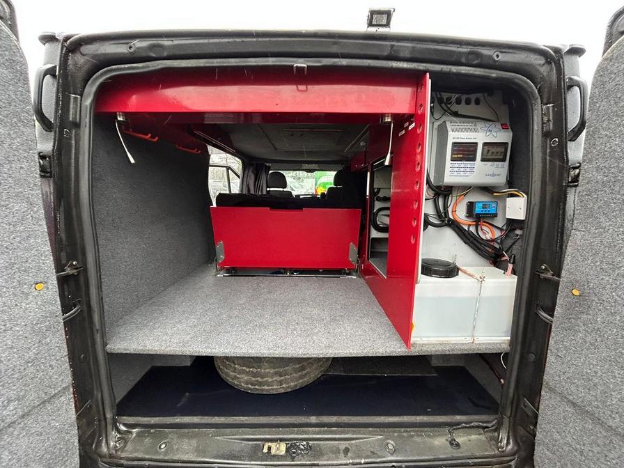 2004 Ford Transit – Model: Transit 300 SWB TD – LD04VYV