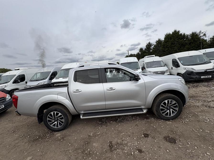 2017 Nissan Navara – Model: Navara Tekna dCi – VN17VVF