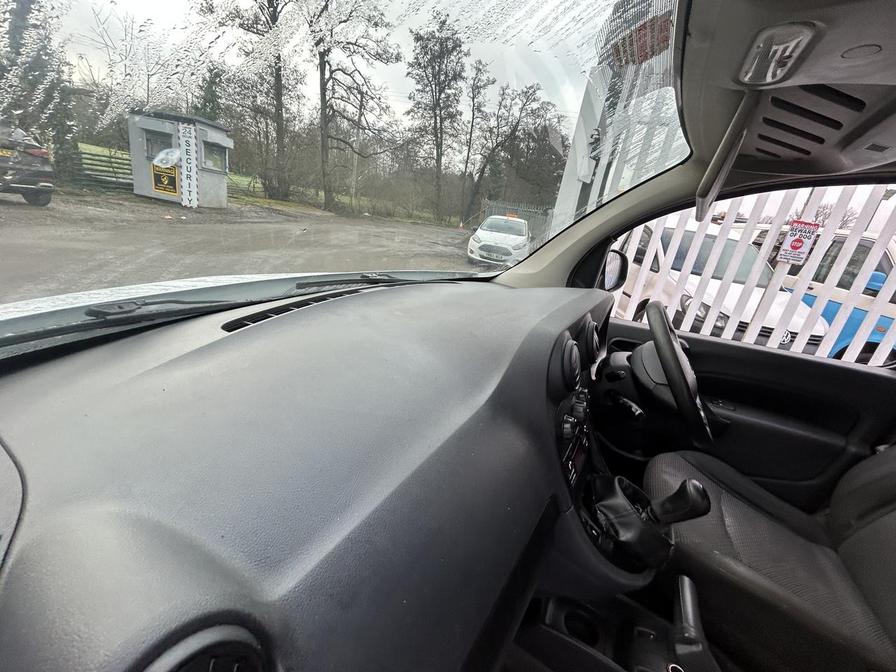 2015 Mercedes-Benz Citan – Model: Citan 109 CDi BlueEfficiency – SB15UBA