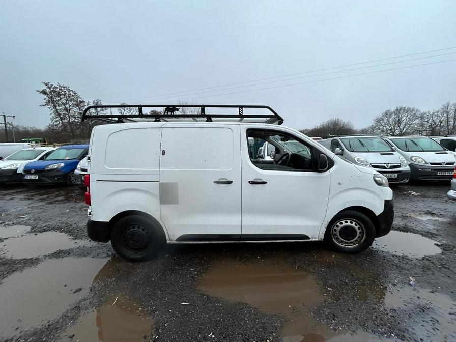 2020 Citroen Dispatch – Model: Dispatch 1000 Enterprise Blue HDi S/S – AY20DVJ