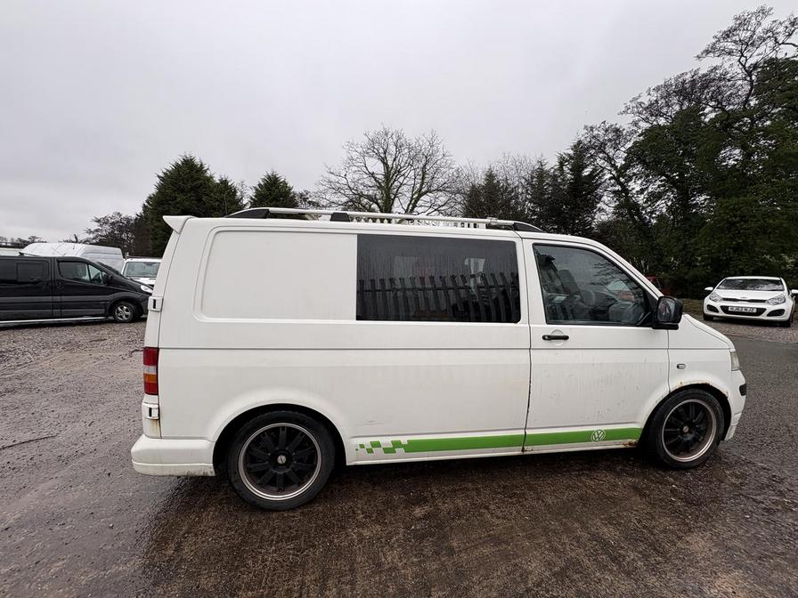 2006 Volkswagen Transporter – Model: Transporter T32 104 TDI SWB – AF06LWY/LR54LMS
